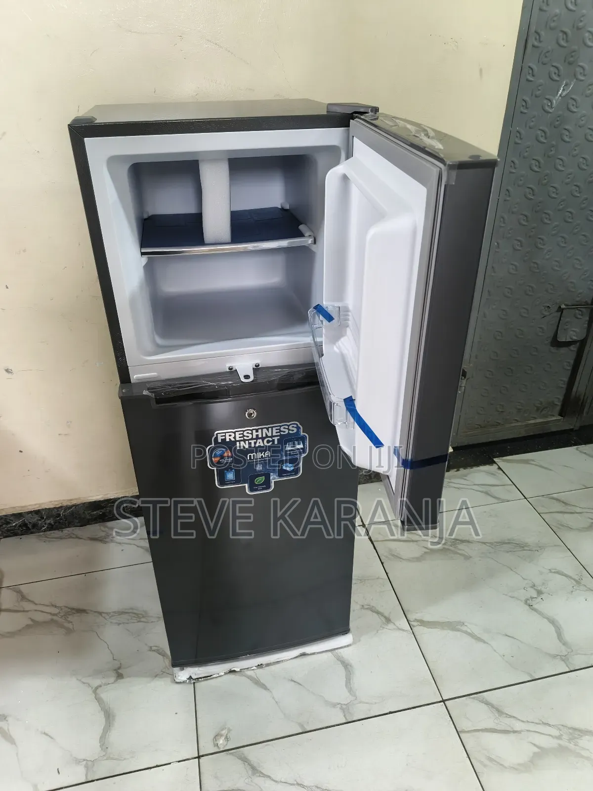 Mika Double Door Fridge, 138l Capacity.