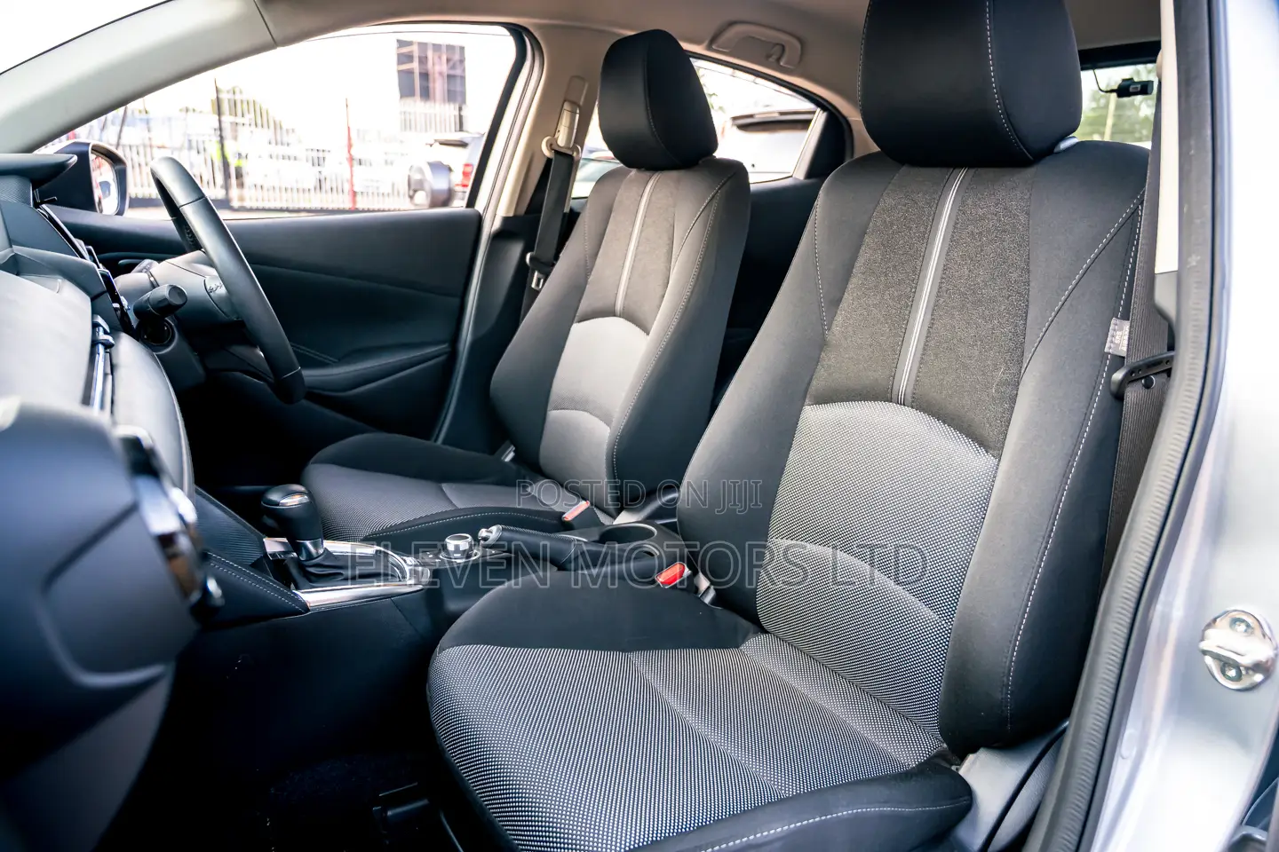 Mazda Demio 2018 Silver