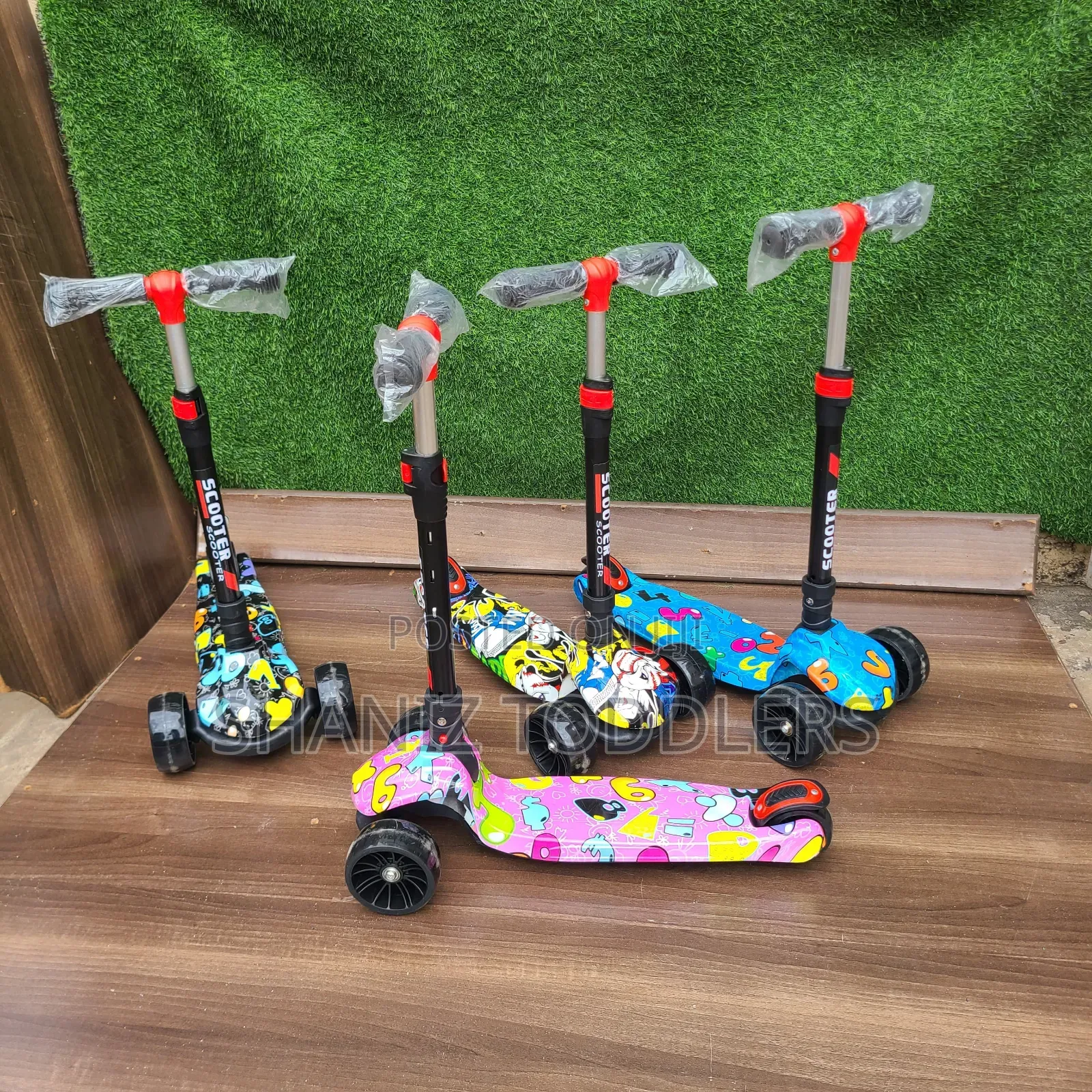 Adjustable Handle Graffiti Scooter