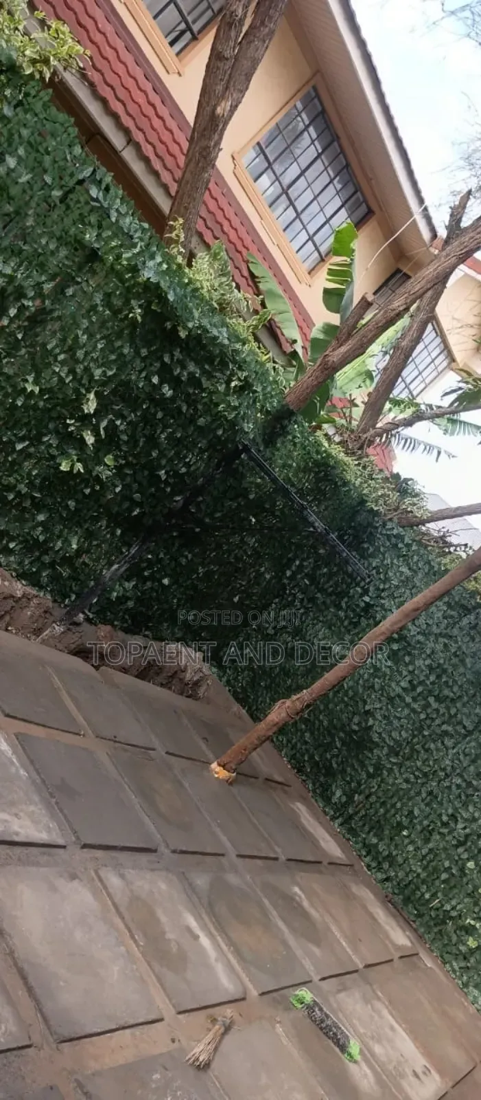 Non Allergic Reaction Green Privacy Fence