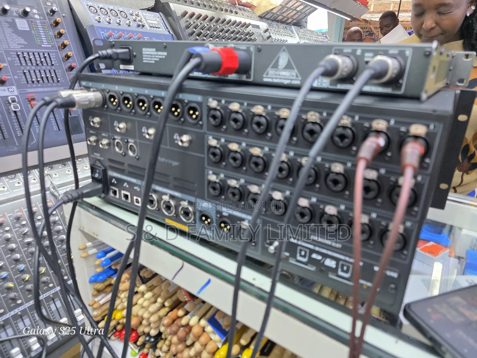 Behringer Wing Rack