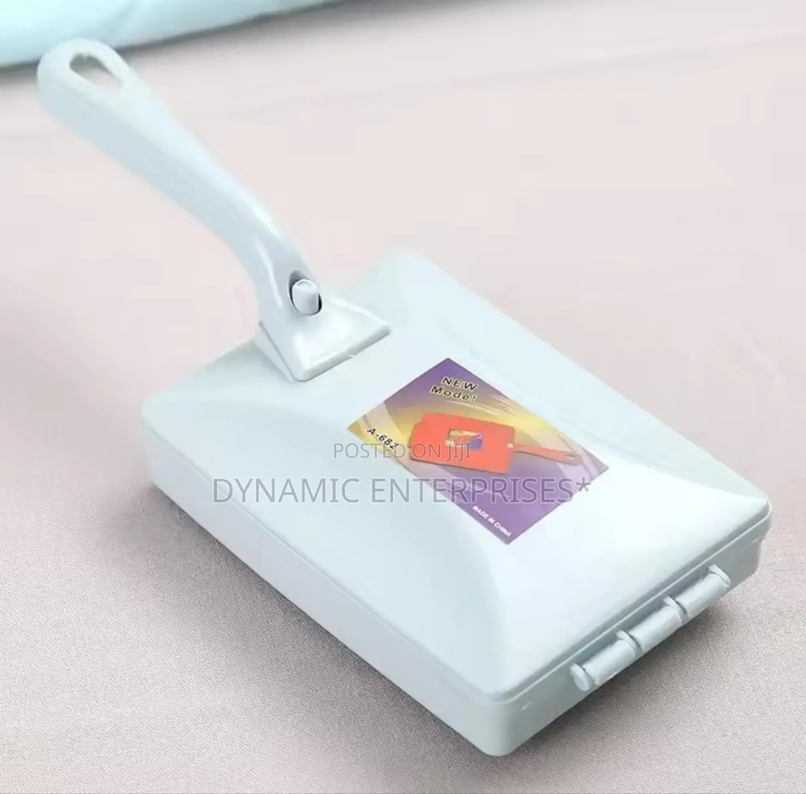 Manual Handheld Carpet Sweeper – Dual Brush Cleaner