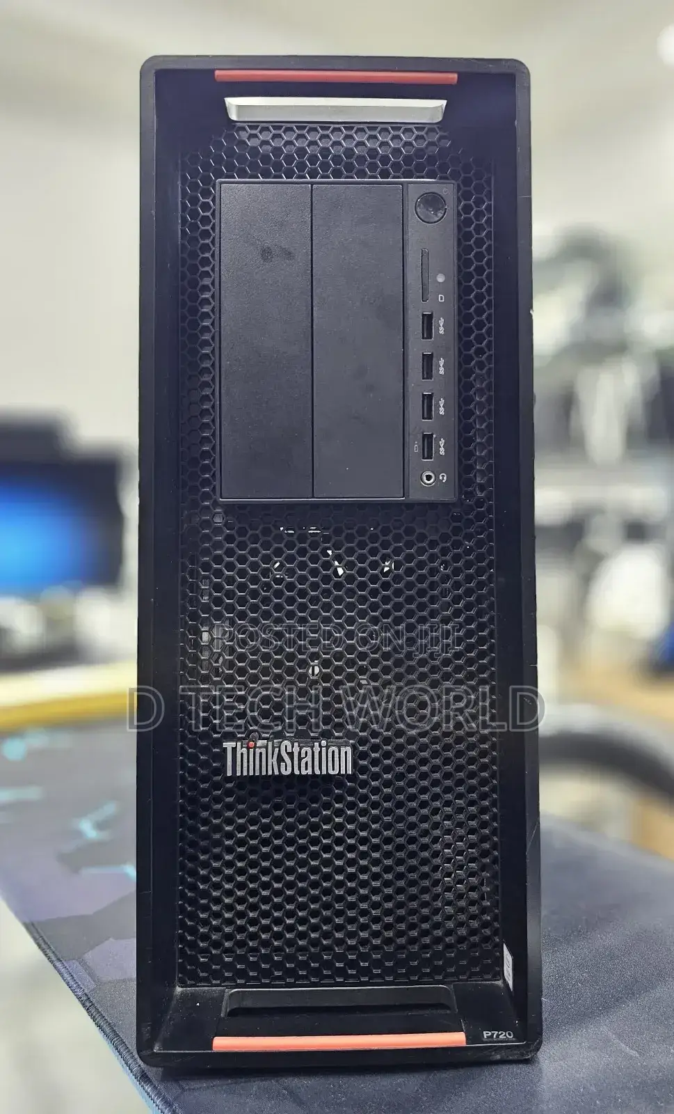 Desktop Computer Lenovo ThinkStation P720 32GB Intel Xeon SSD 1T