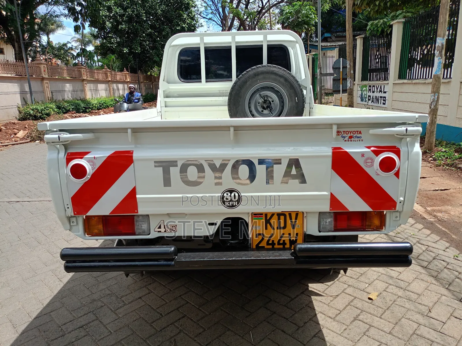 Toyota Land Cruiser 2008 White