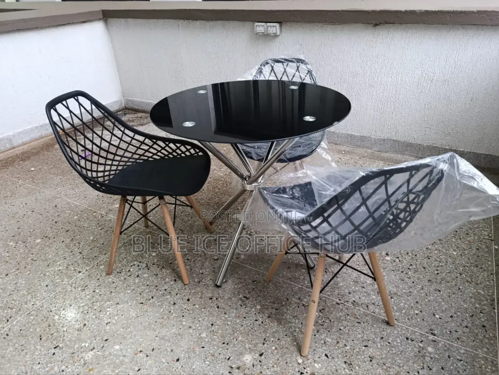 Modern Glass Dining Table/ Chair