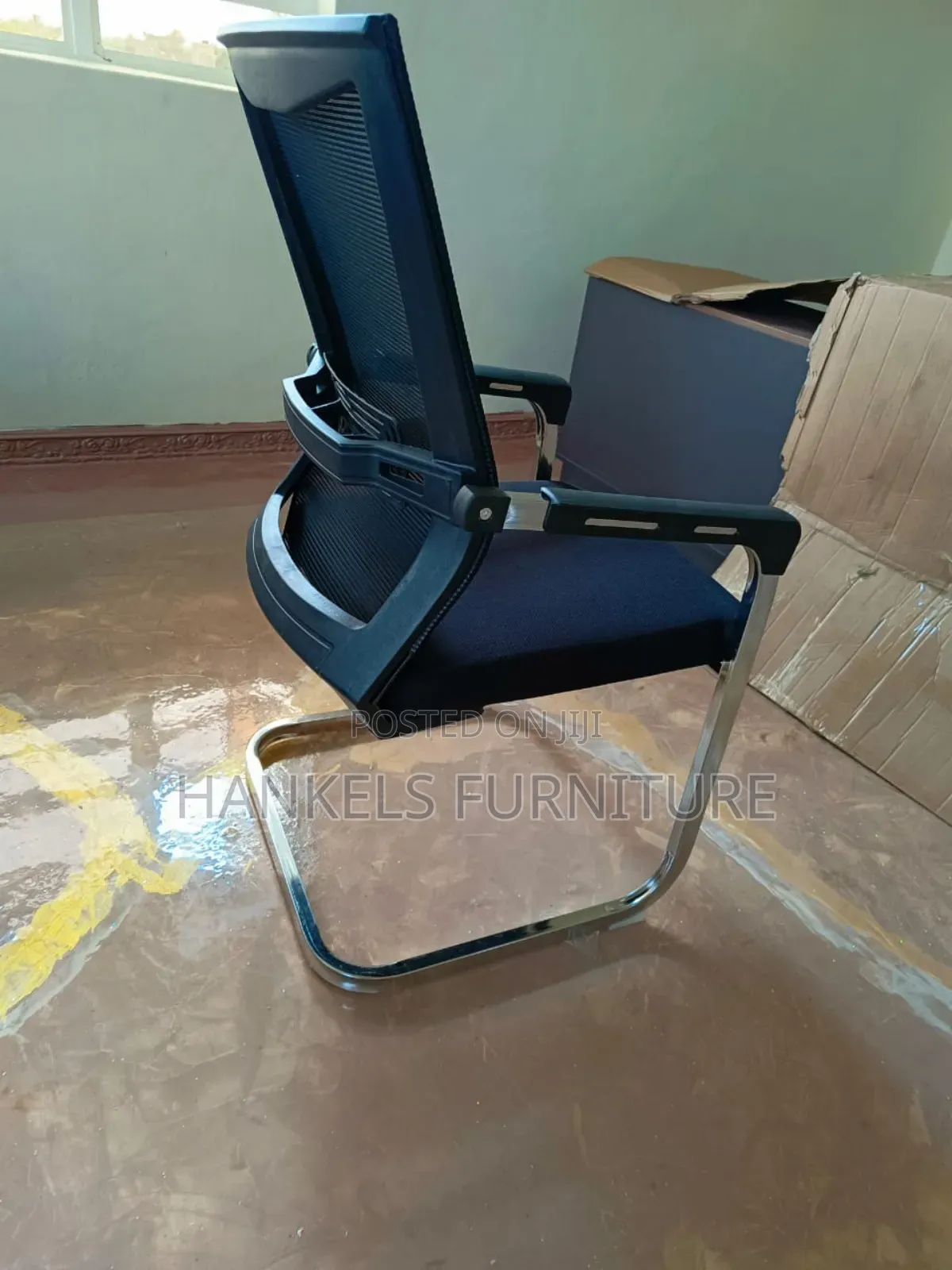 Ergonomic Cantilever Office Chair