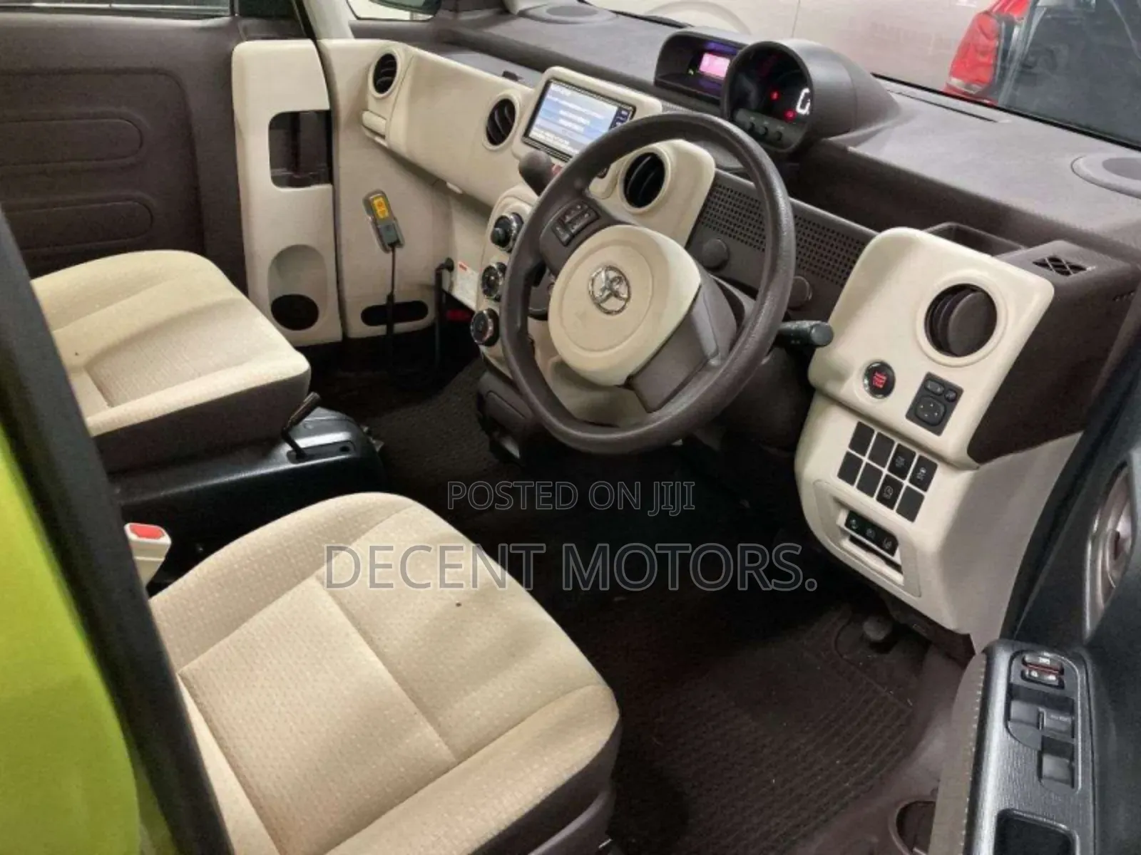 Toyota Spade 1.5 2019 Green