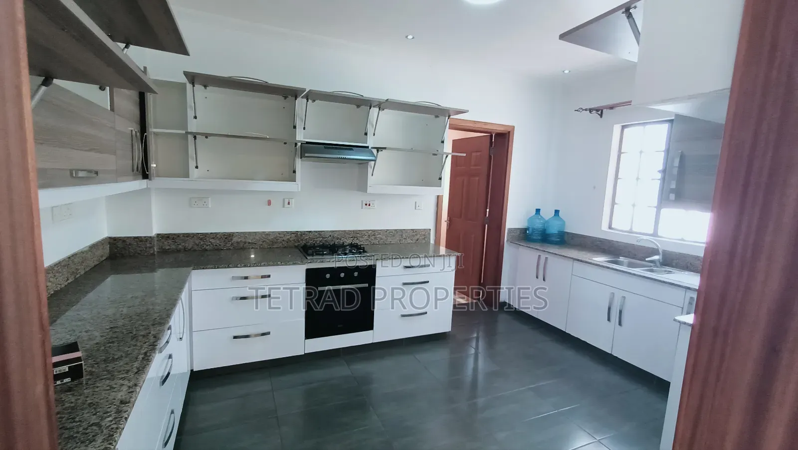 2bdrm Apartment in Westlands for rent