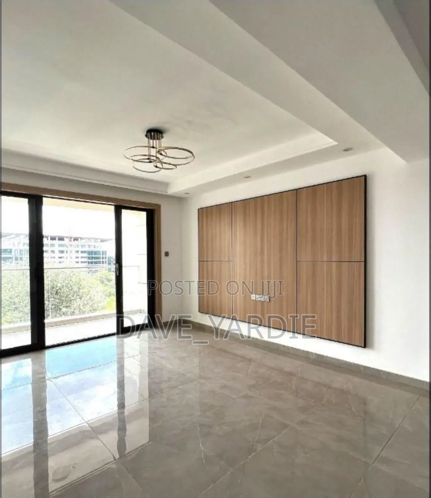 3bdrm Apartment in Riverside Drive for sale