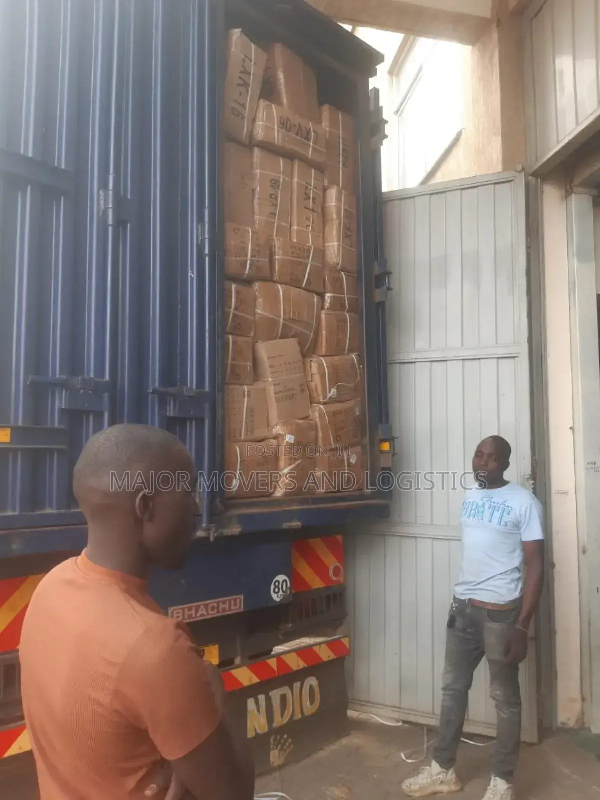Trailers for Jobs and Cargo Delivery Are Readily Accessible