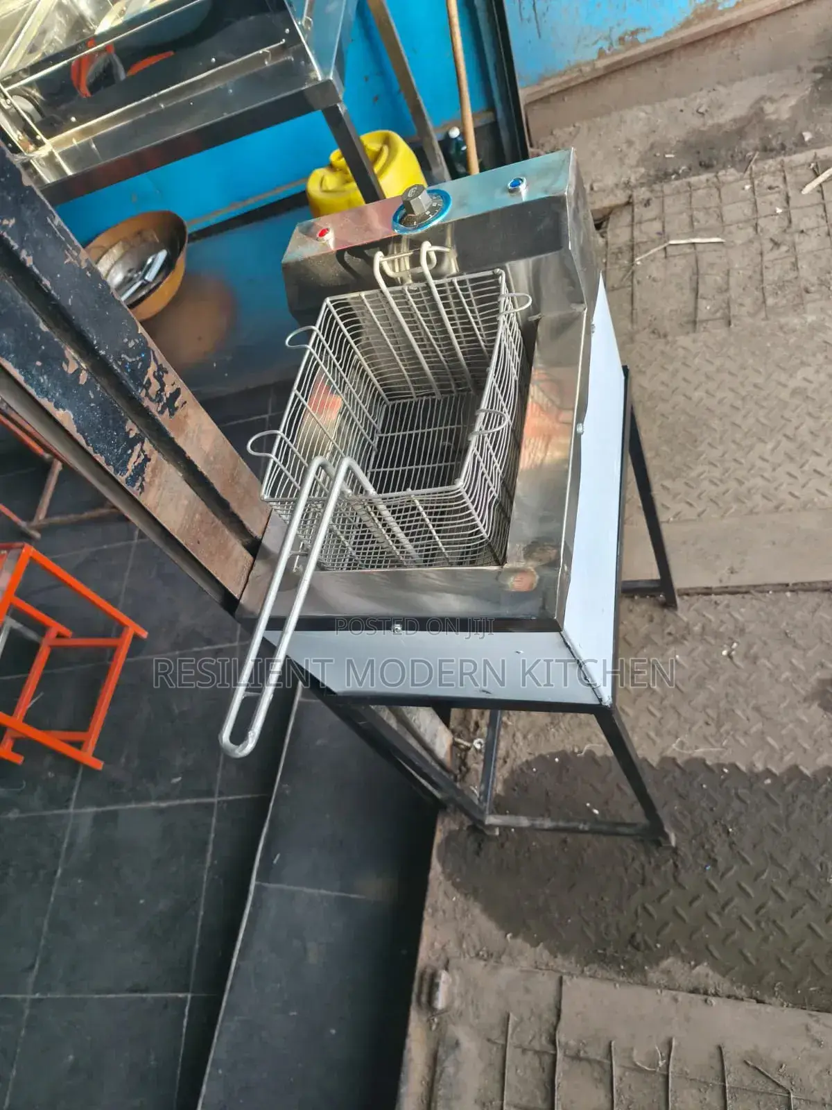 Heavy Gauge Stainless Steel Single Fryer