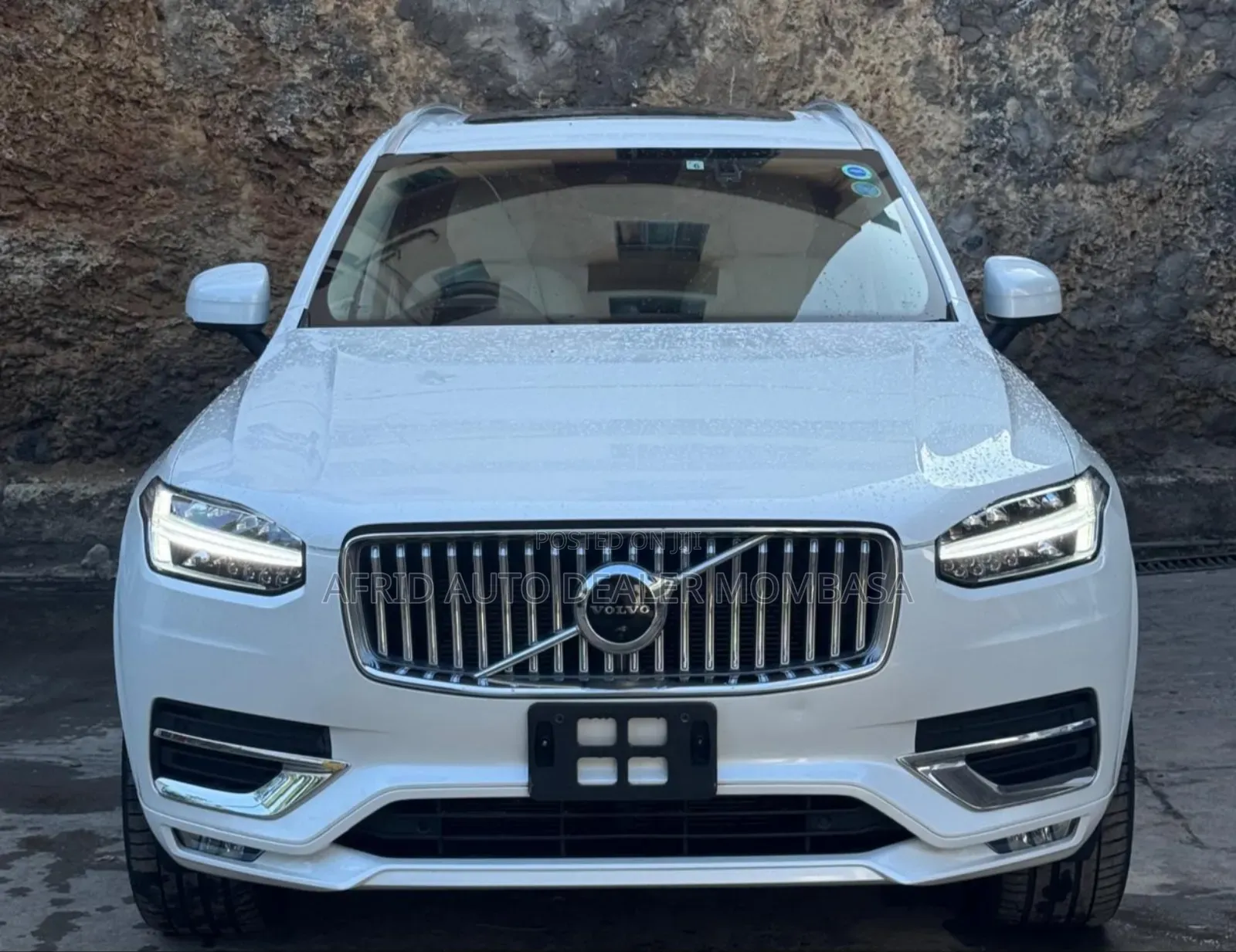 Volvo XC90 T5 Momentum 2022 White