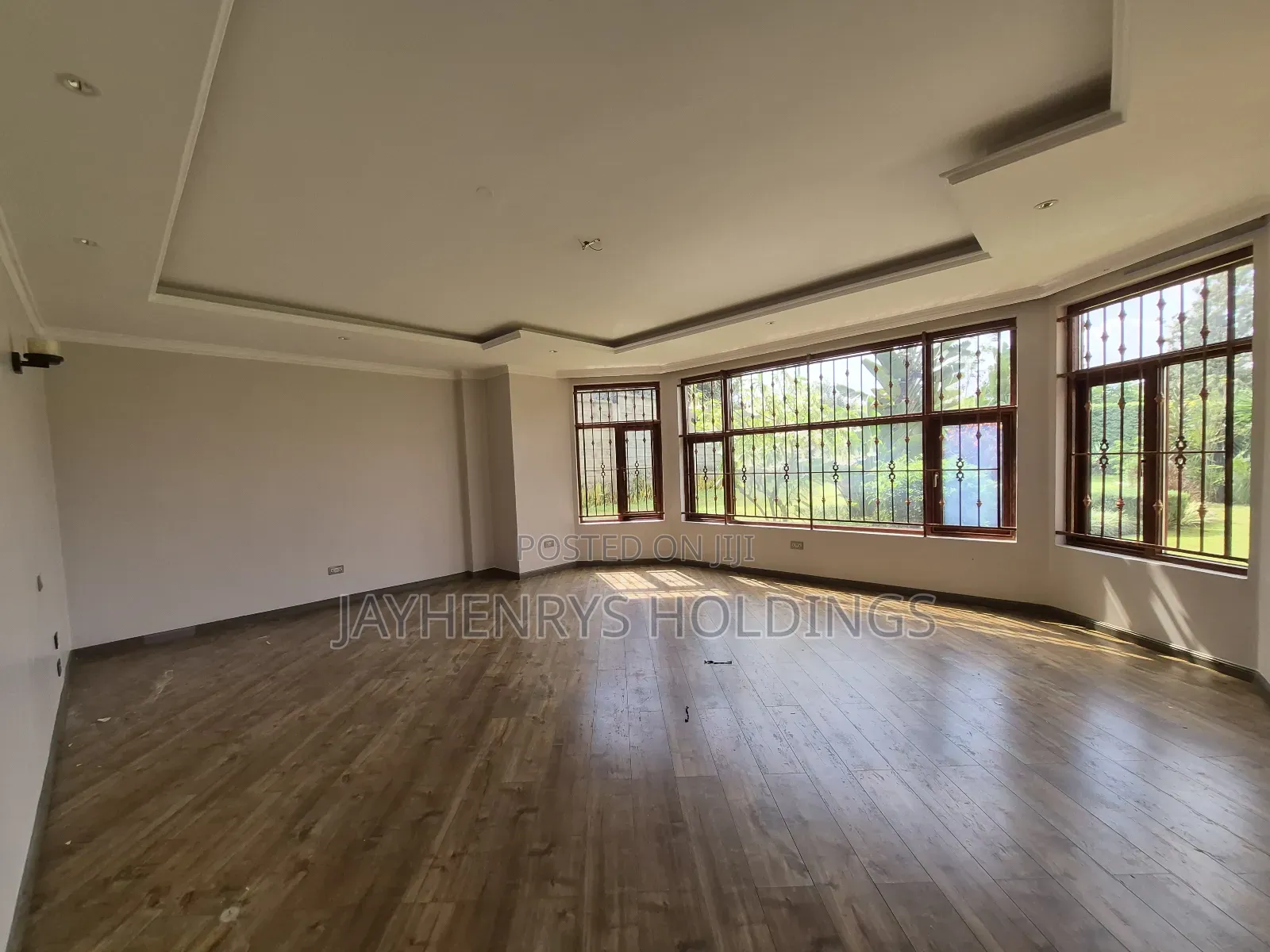 6bdrm House in Muthaiga North for sale