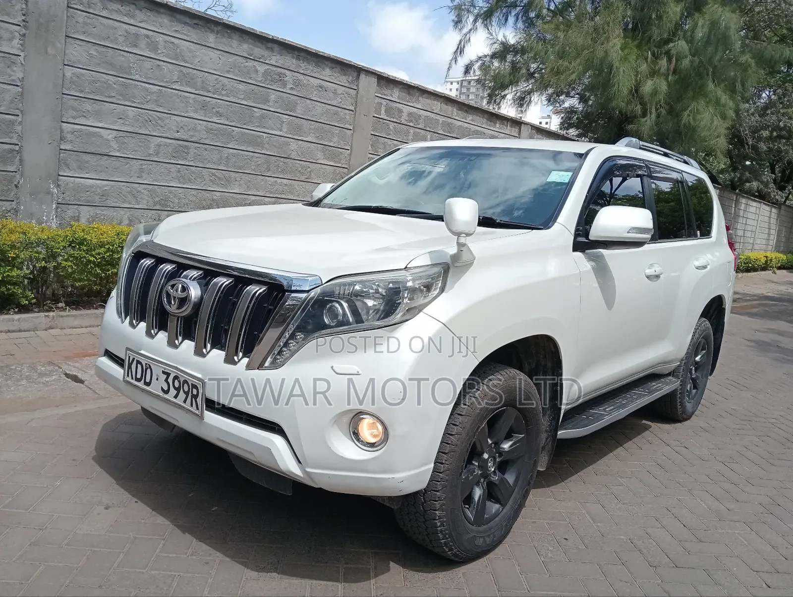 Toyota Land Cruiser Prado 2015 White