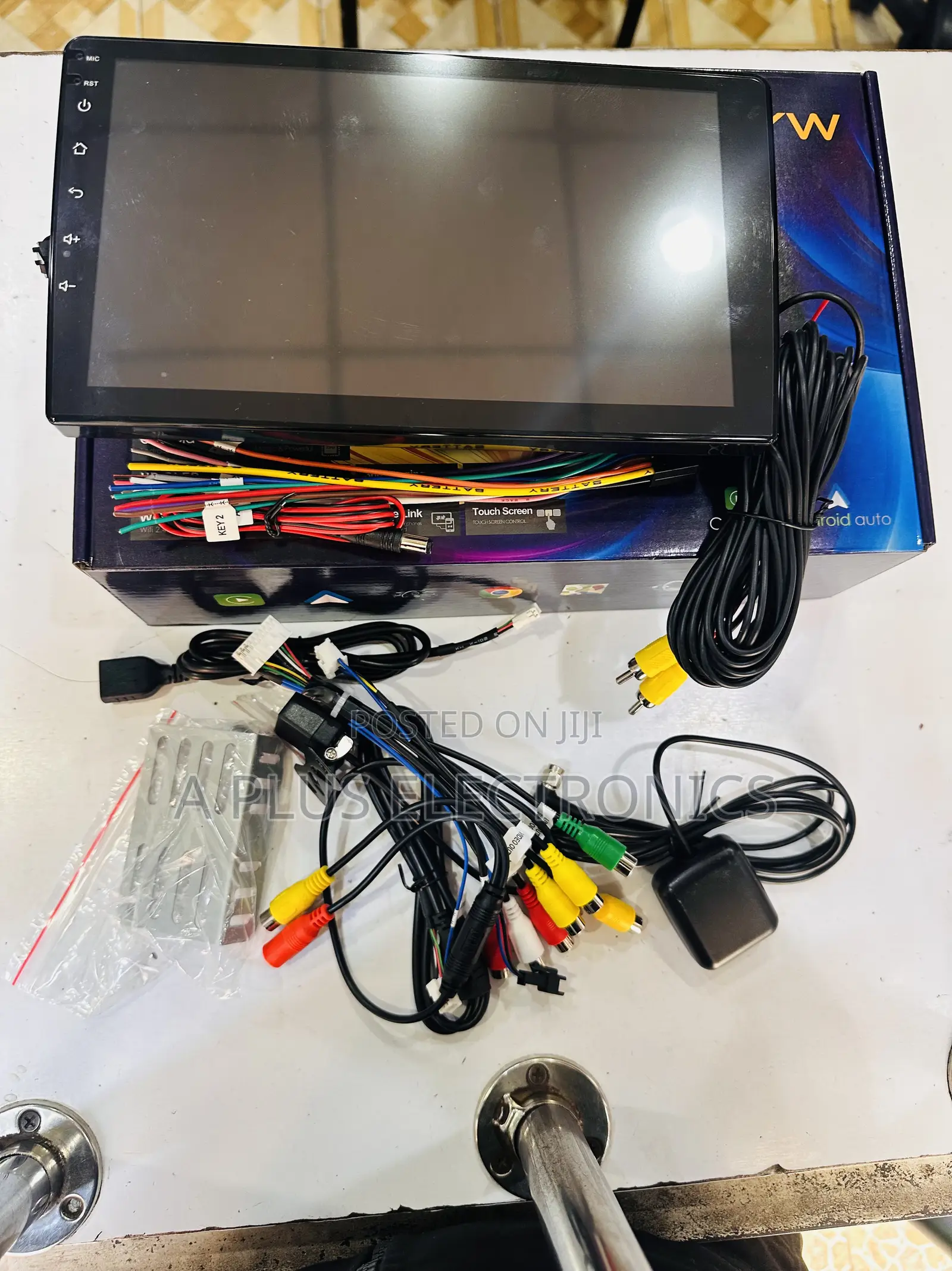 Android 9 Inch (4+64gb) With Fan + Reverse Camera for Free – GPS Wifi