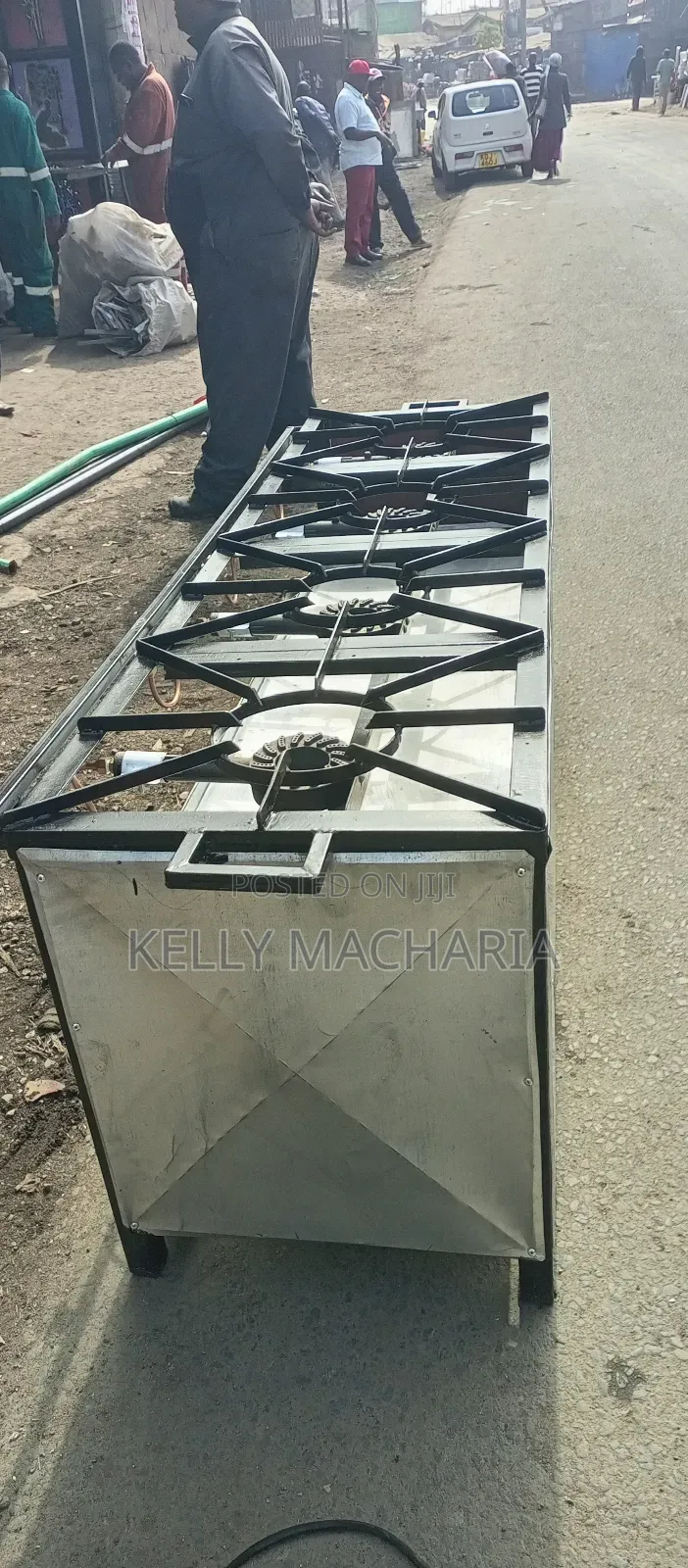 Commercial Sizes Closed Four Burner
