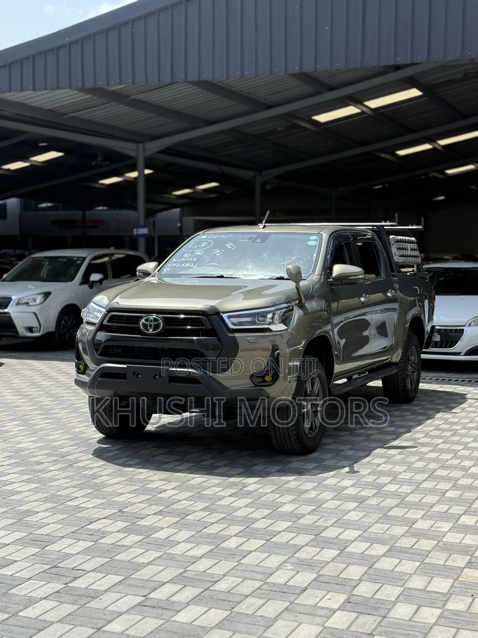 Toyota Hilux 2021 Green