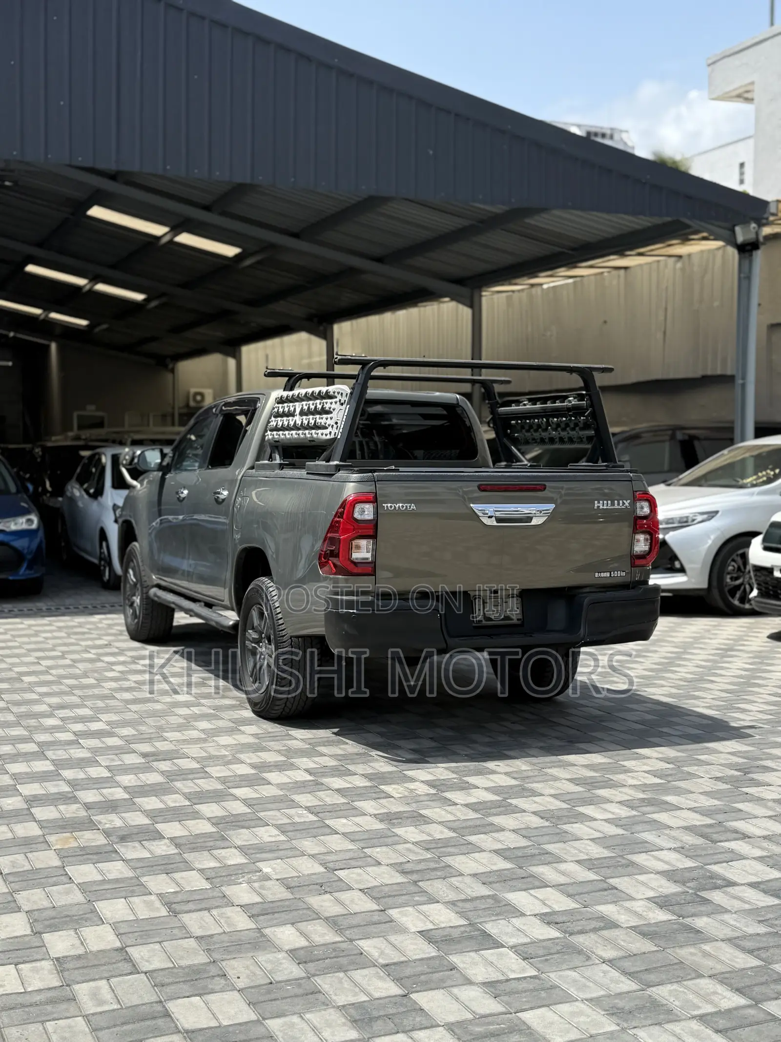 Toyota Hilux 2021 Green