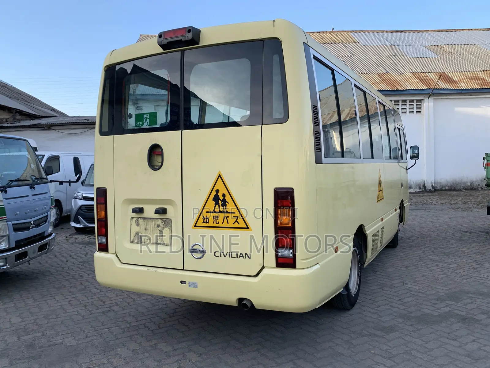 Nissan Civilian 2018 Yellow