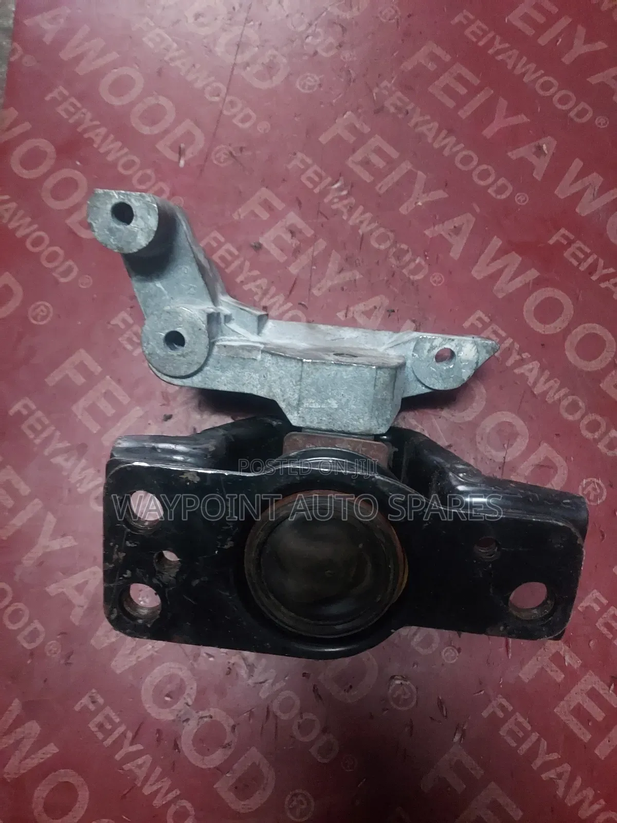Engine Mount Nissan Tiida