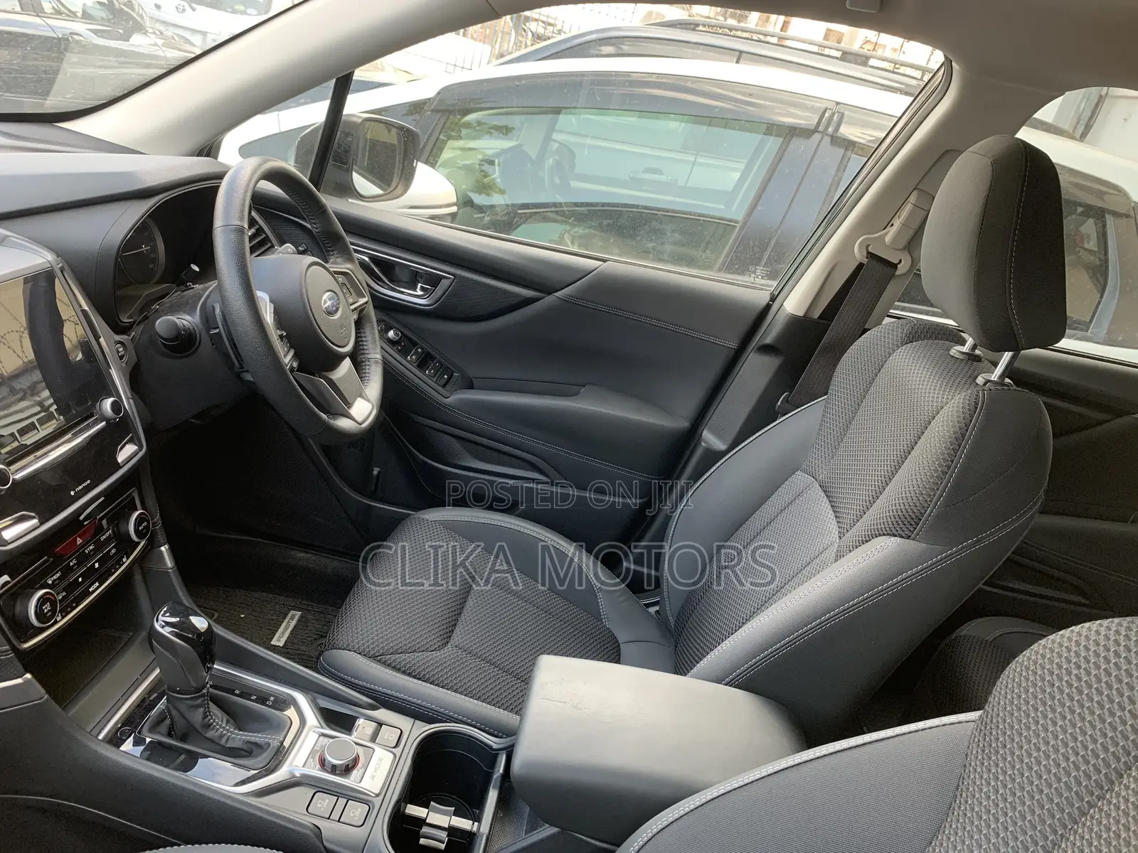 Subaru Forester 2.5i Limited AWD 2018 Black