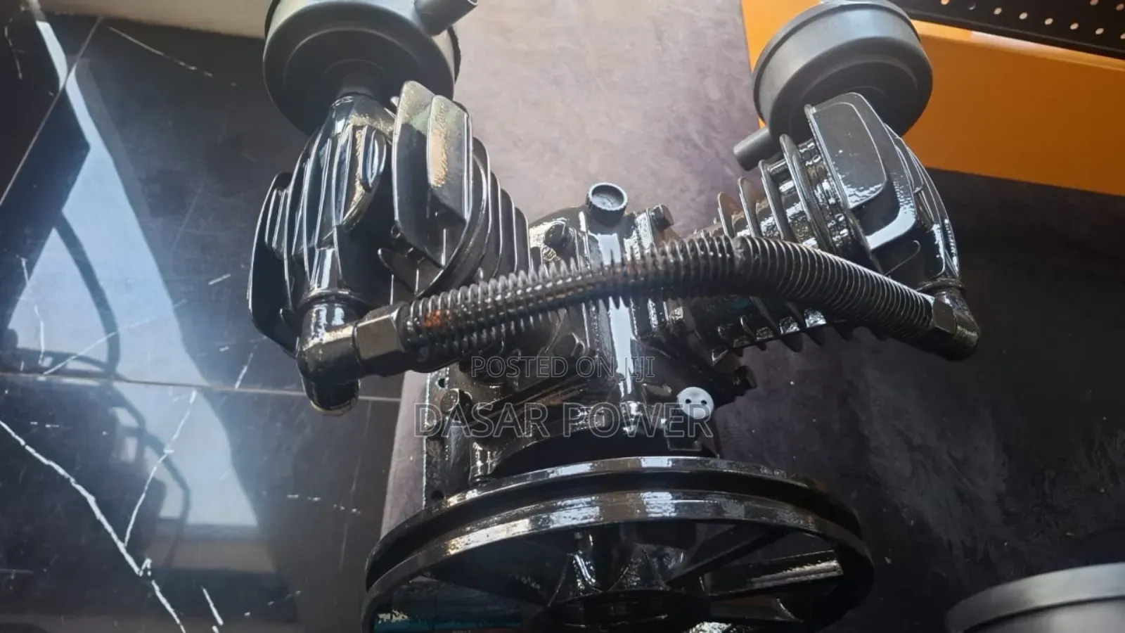 V2065 Compressor Head.