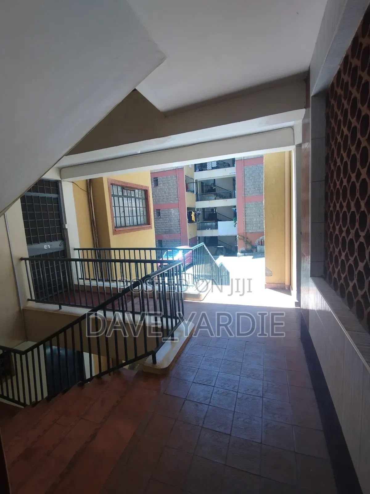 2bdrm Block of Flats in Lavington for sale