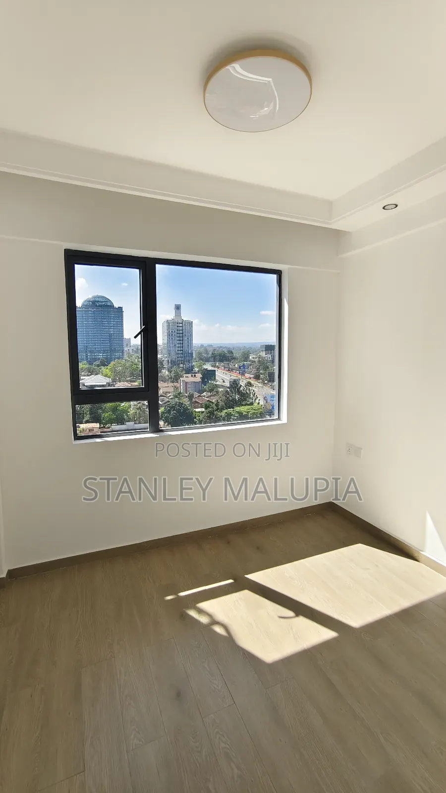 3bdrm Apartment in Rhapta Road Side for rent