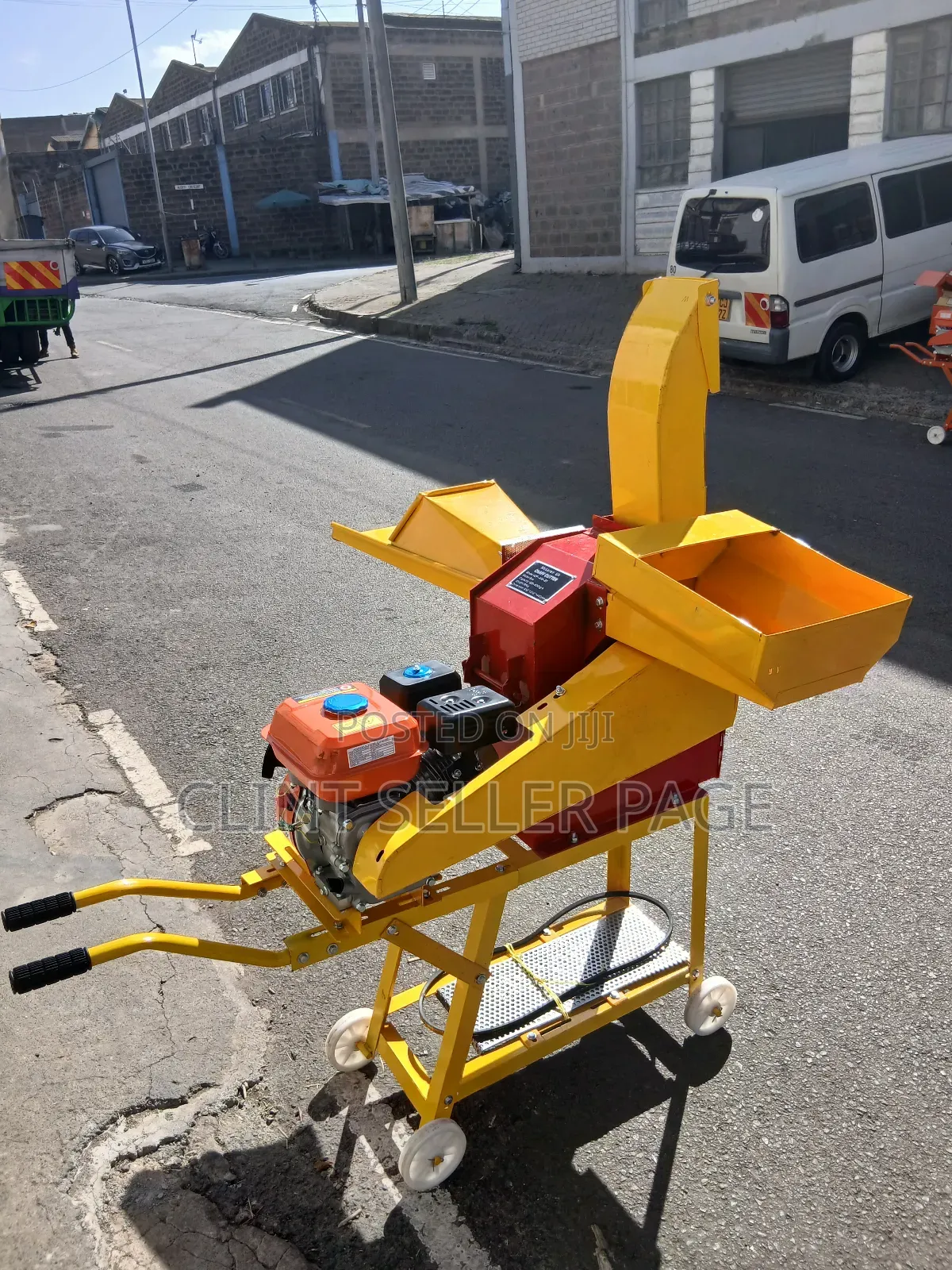 Chaff Chopping Machine / Chaff Cutter