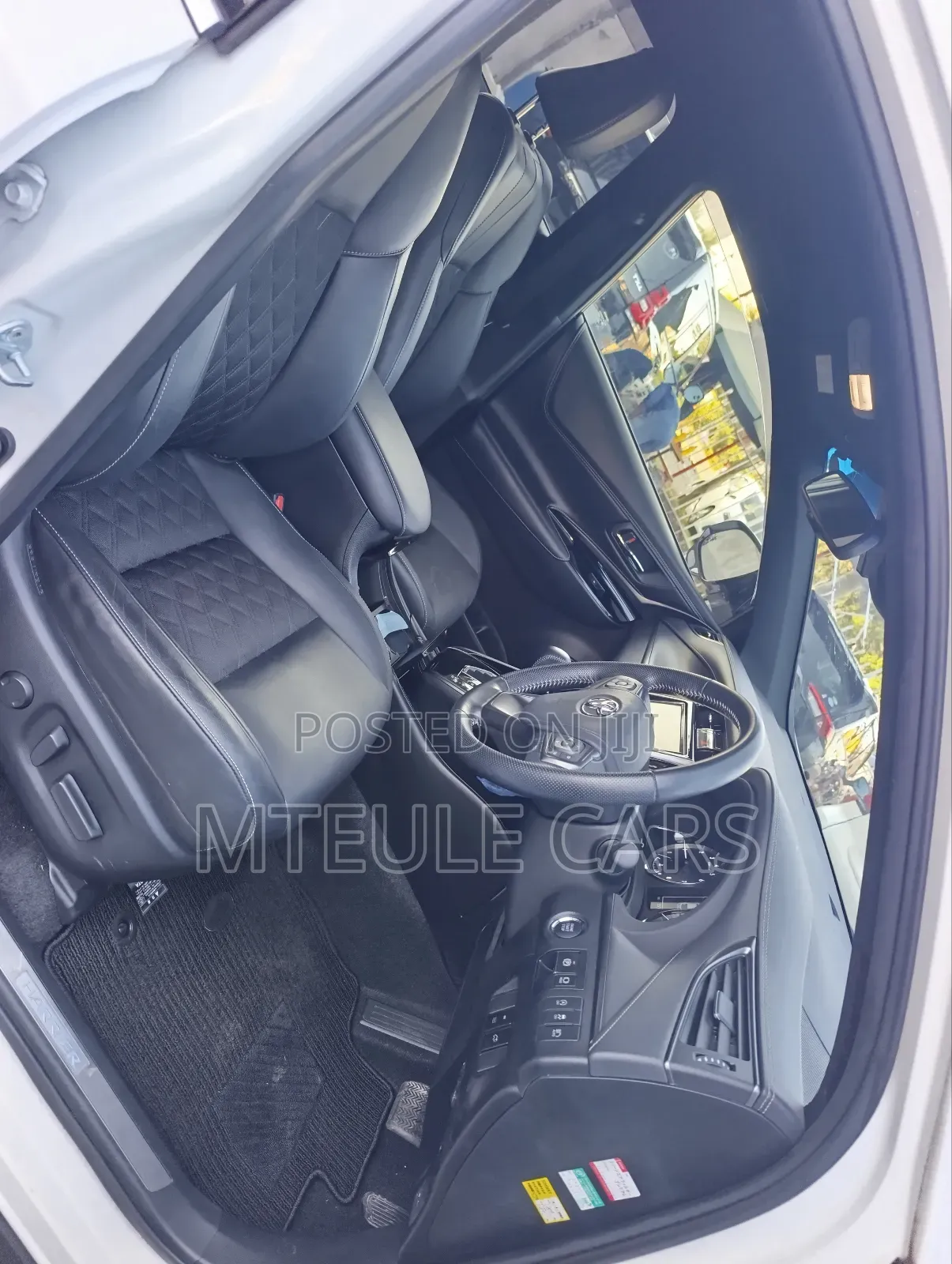 Toyota Harrier 2019 Pearl