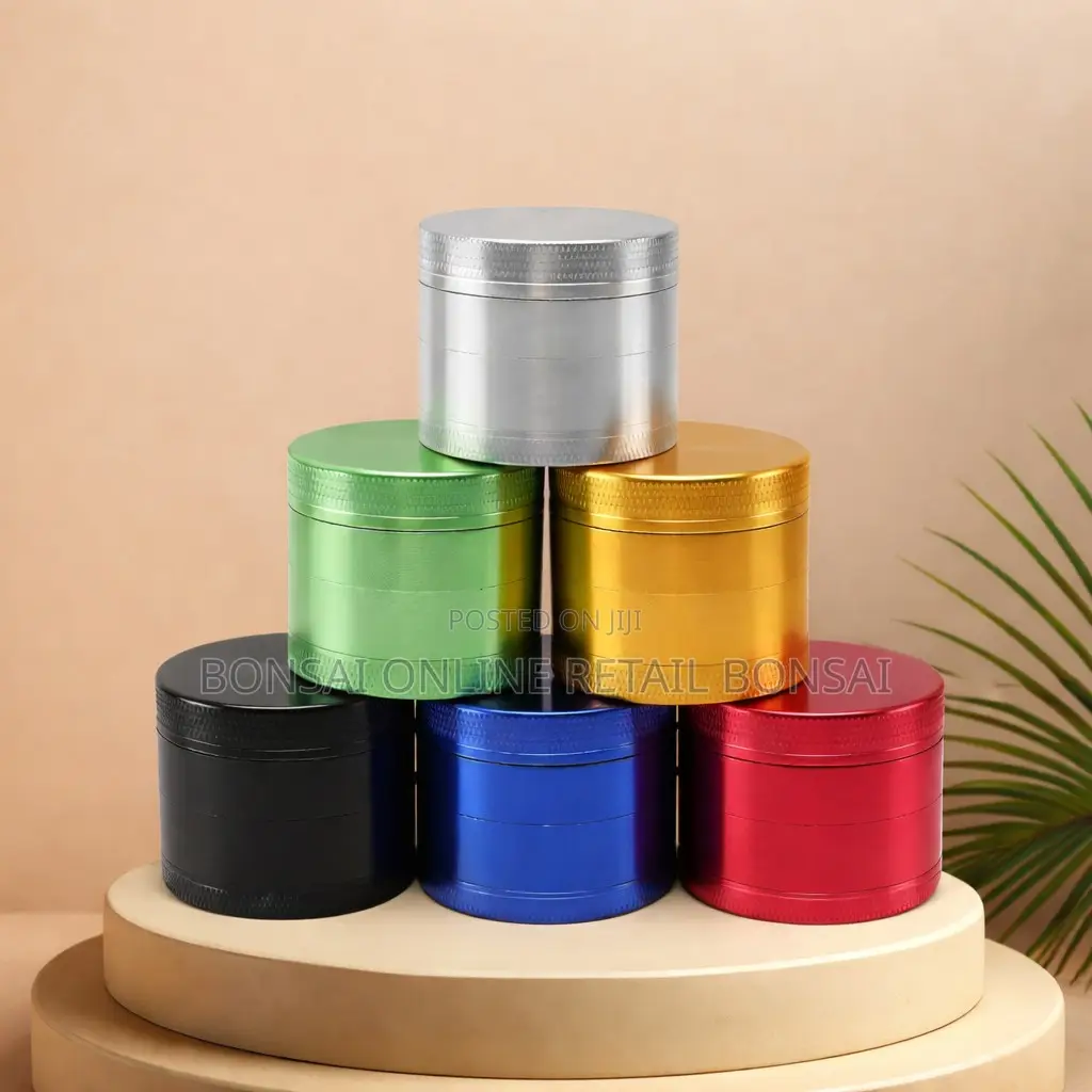 4-Layer Herb Spice Grinder Manual Crusher for Tobacco Kitchen Use