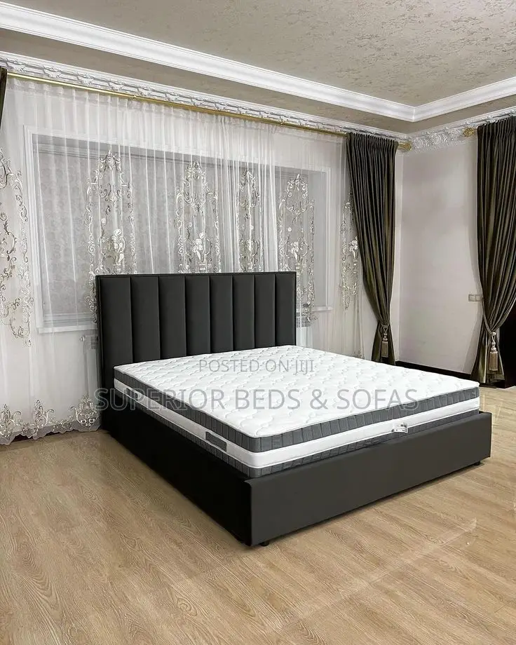 5x6 Sleek Black Chester Bed - Modern Channel Design