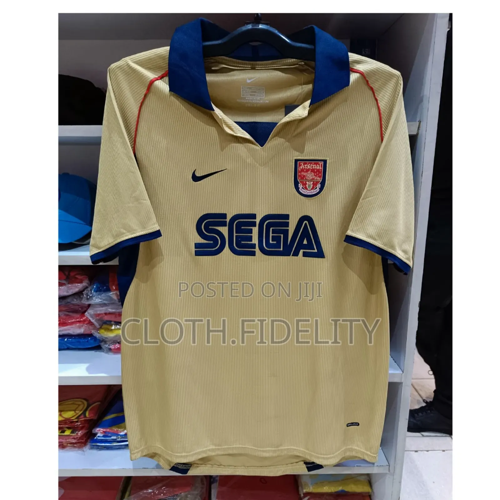 Arsenal Away Jersey 01/02 Retro Jersey.