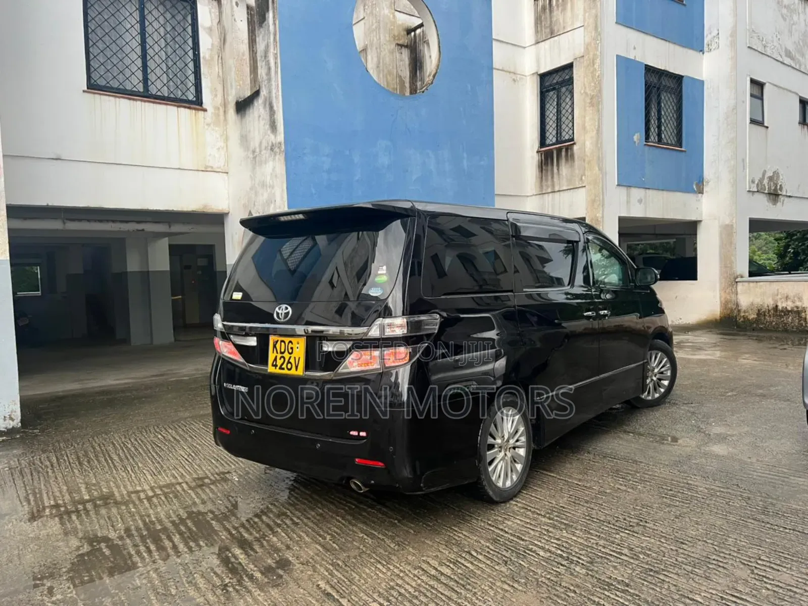 Toyota Vellfire 2013 Black