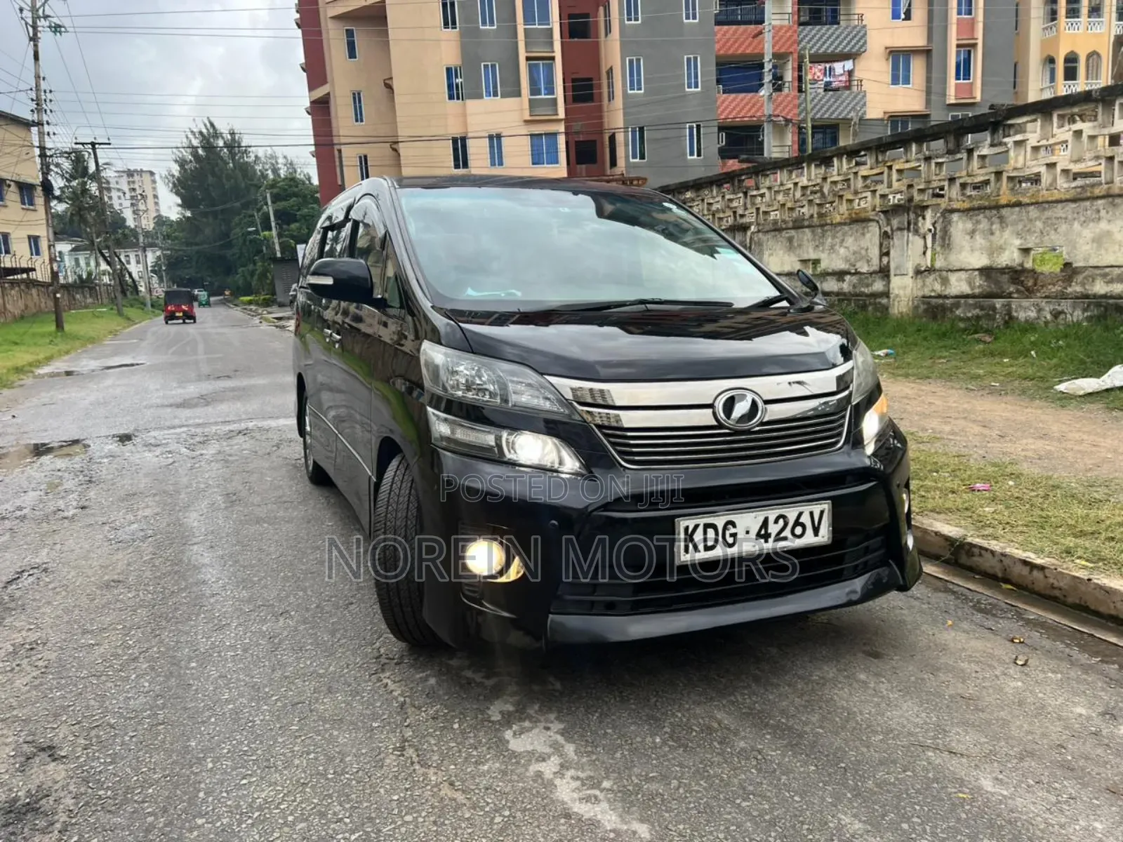 Toyota Vellfire 2013 Black