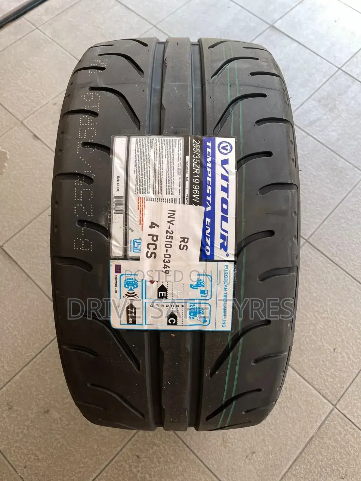 255/35 R19 Brand New Vitour Tyre