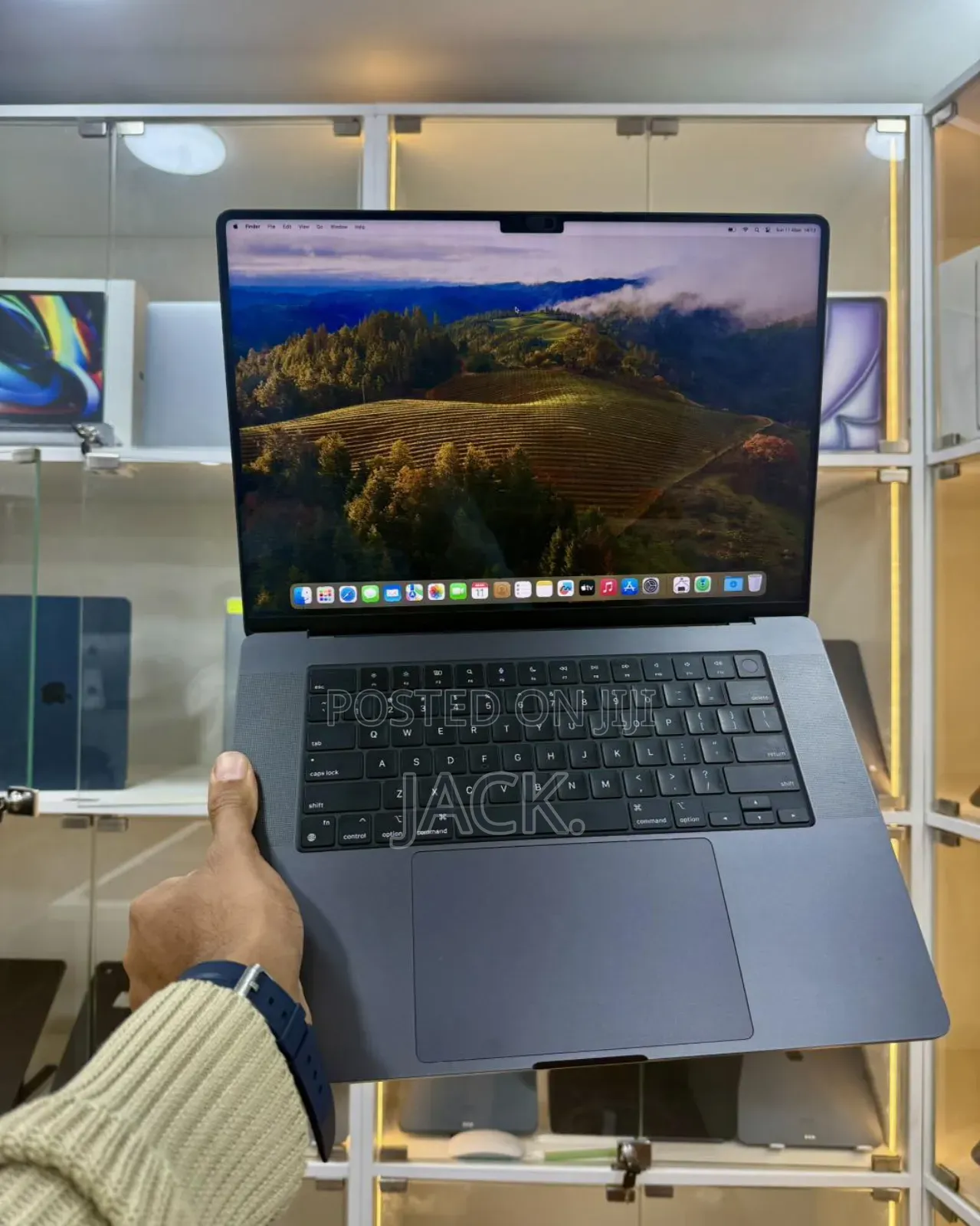 Laptop Apple MacBook Pro 2023 M3 Max 16-Inch 48GB Apple M3 Max SSD 1T