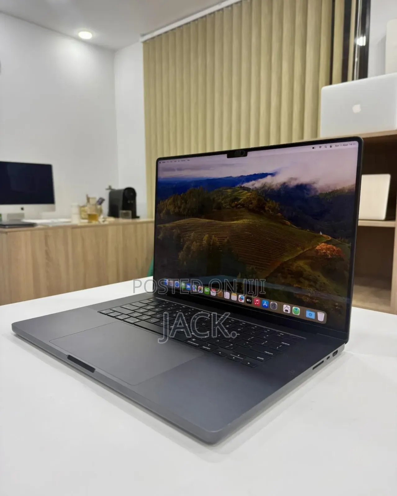 Laptop Apple MacBook Pro 2023 M3 Max 16-Inch 48GB Apple M3 Max SSD 1T