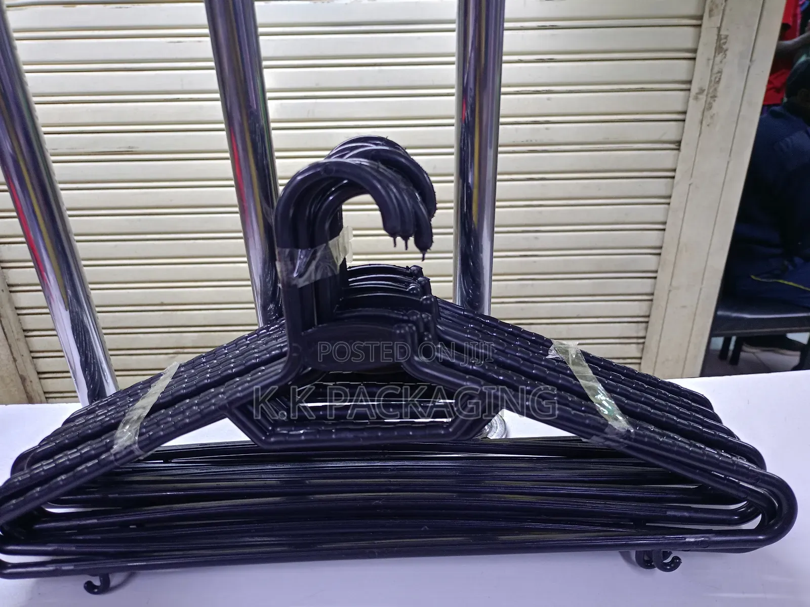 Hangers With Underhook