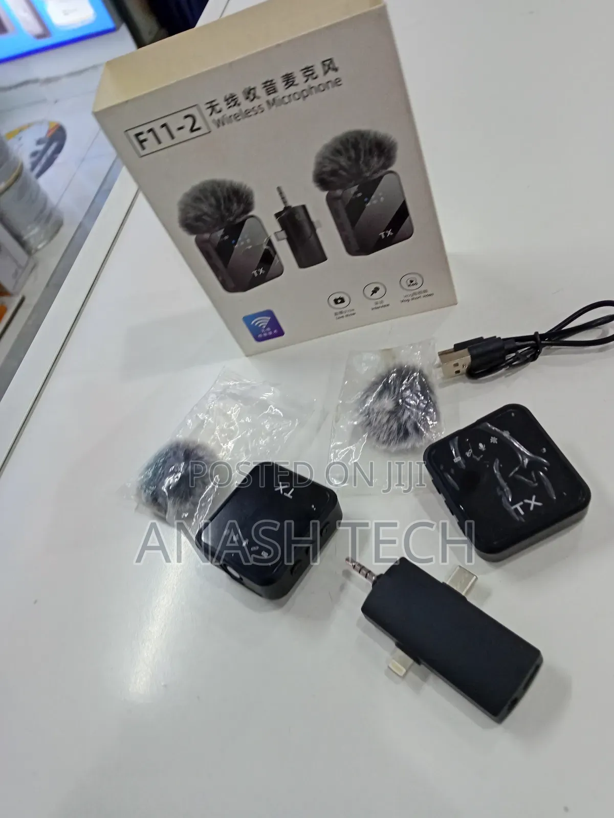 Advanced Quality F11-2 Wireless Microphone