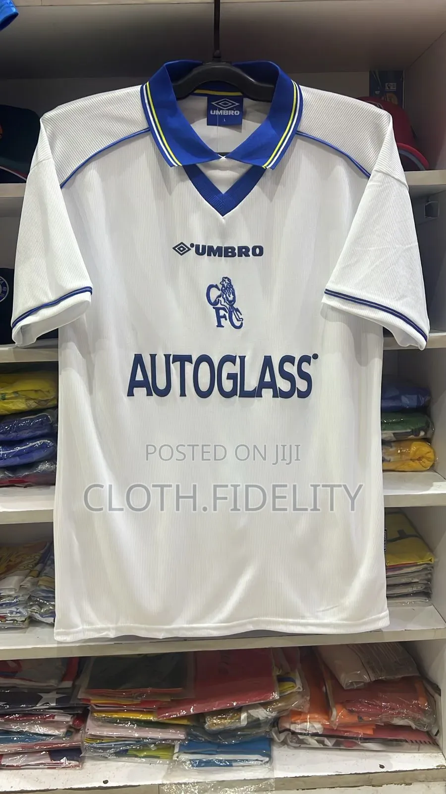 Chelsea 1999-2000 Retro Jersey.