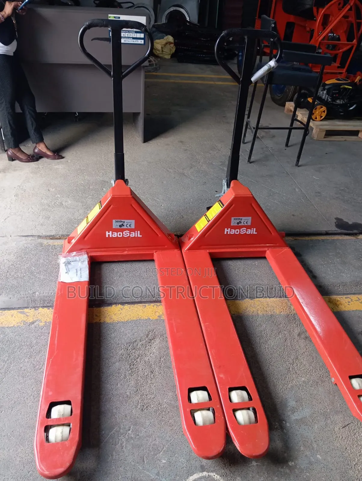 3000kgs Pallet Truck/3 Tonnes Hydraulic Trolley Suppliers in Kenya.