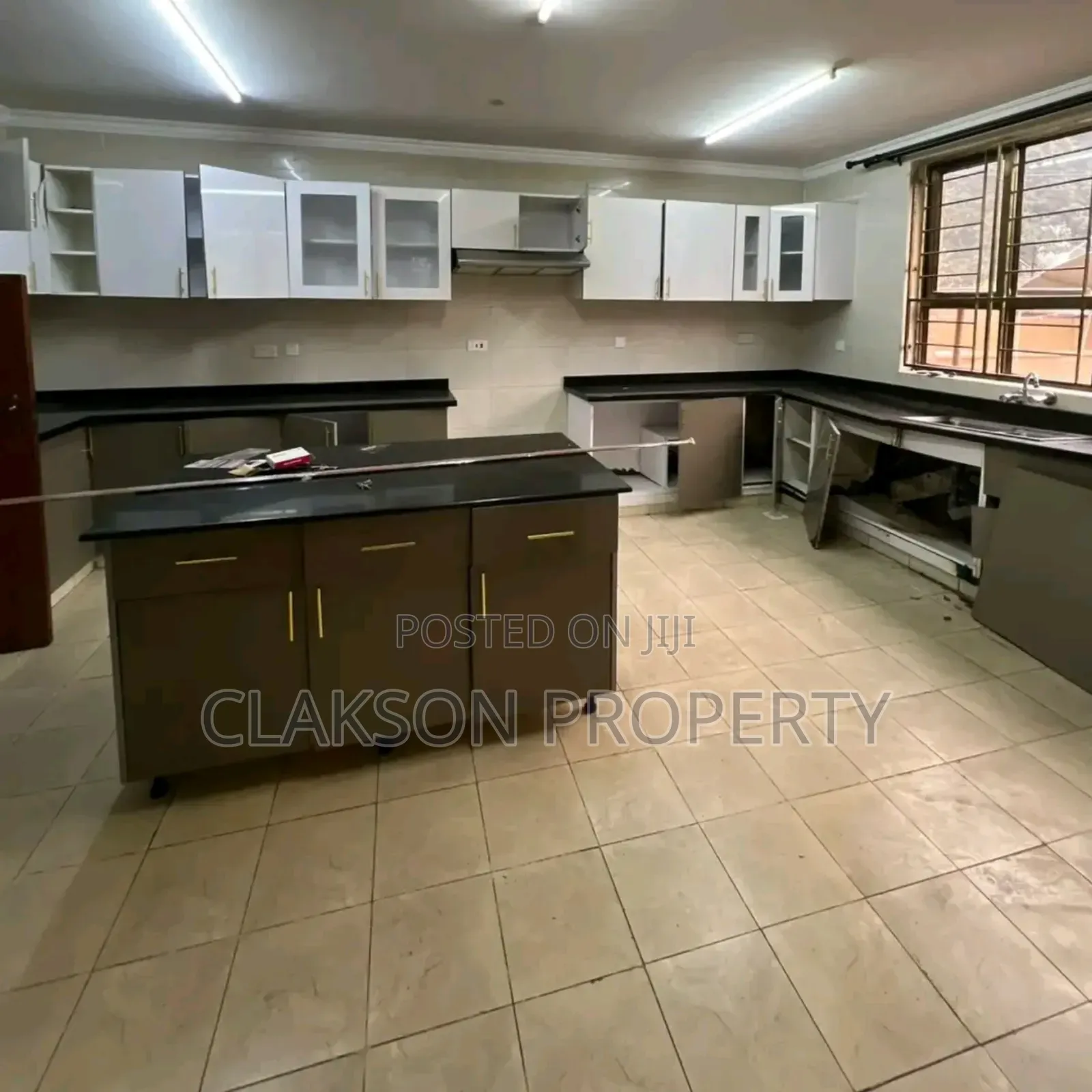 5bdrm Townhouse / Terrace in Lavington for rent