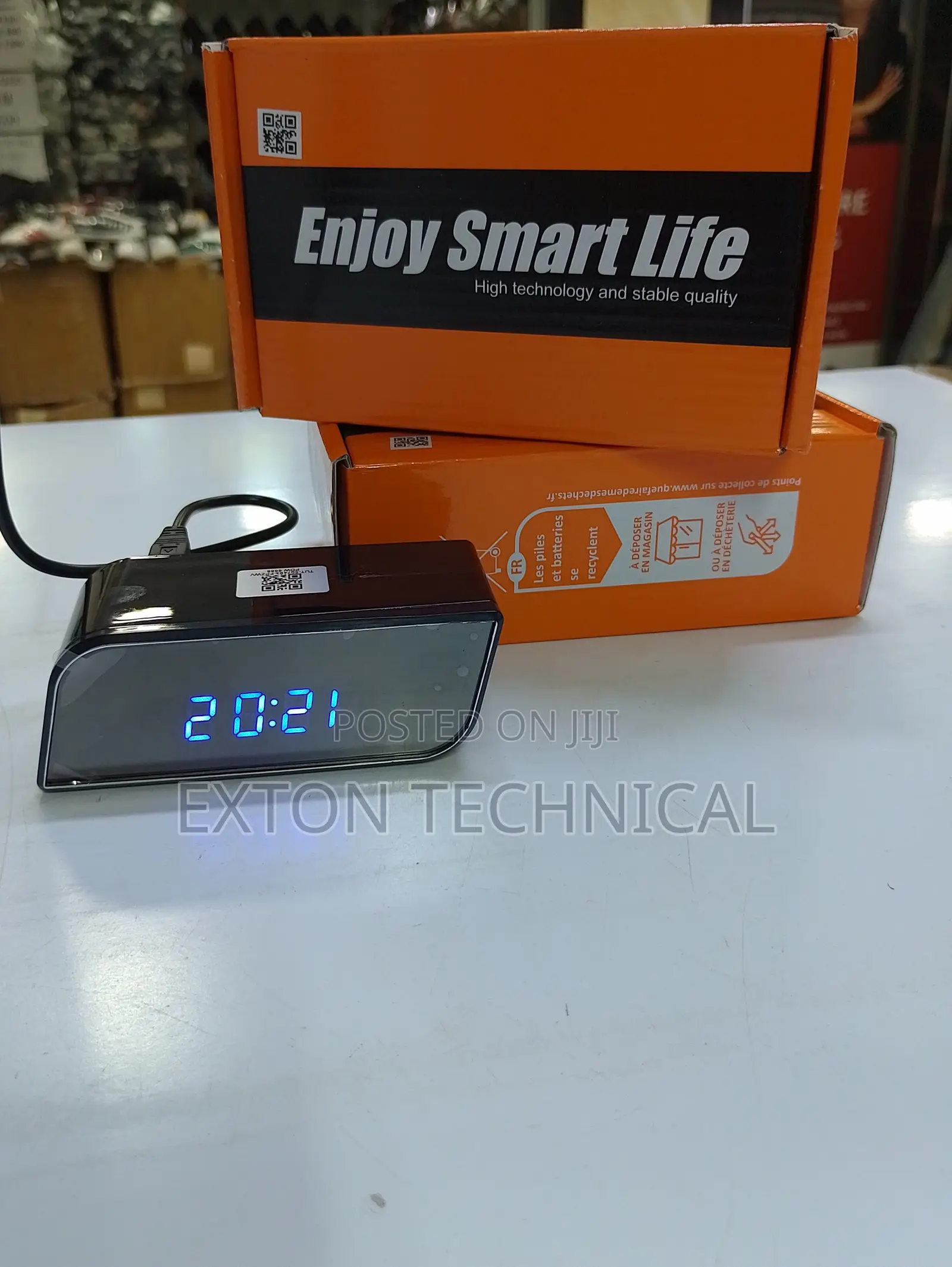 Clear Night Vision Indoor Security Wifi Table Clock Hidden Spy Camera