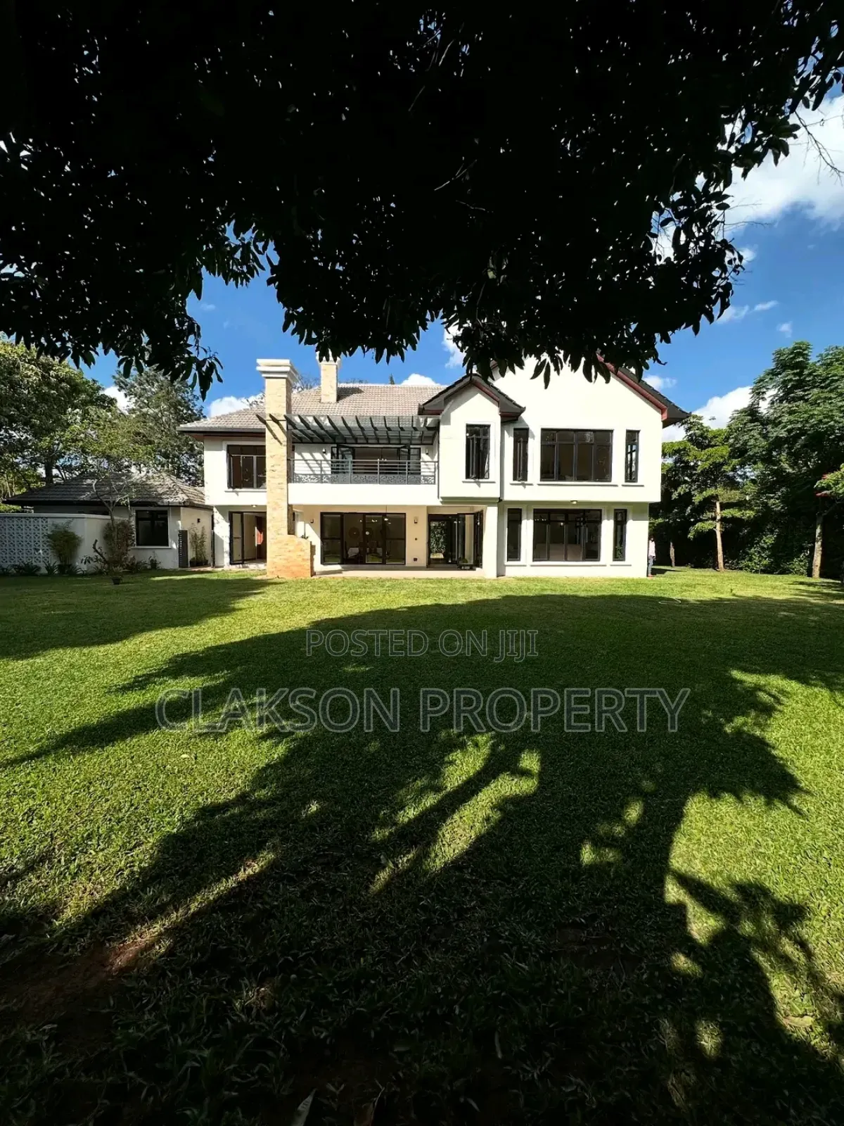 5bdrm Townhouse/Terrace in Runda for sale