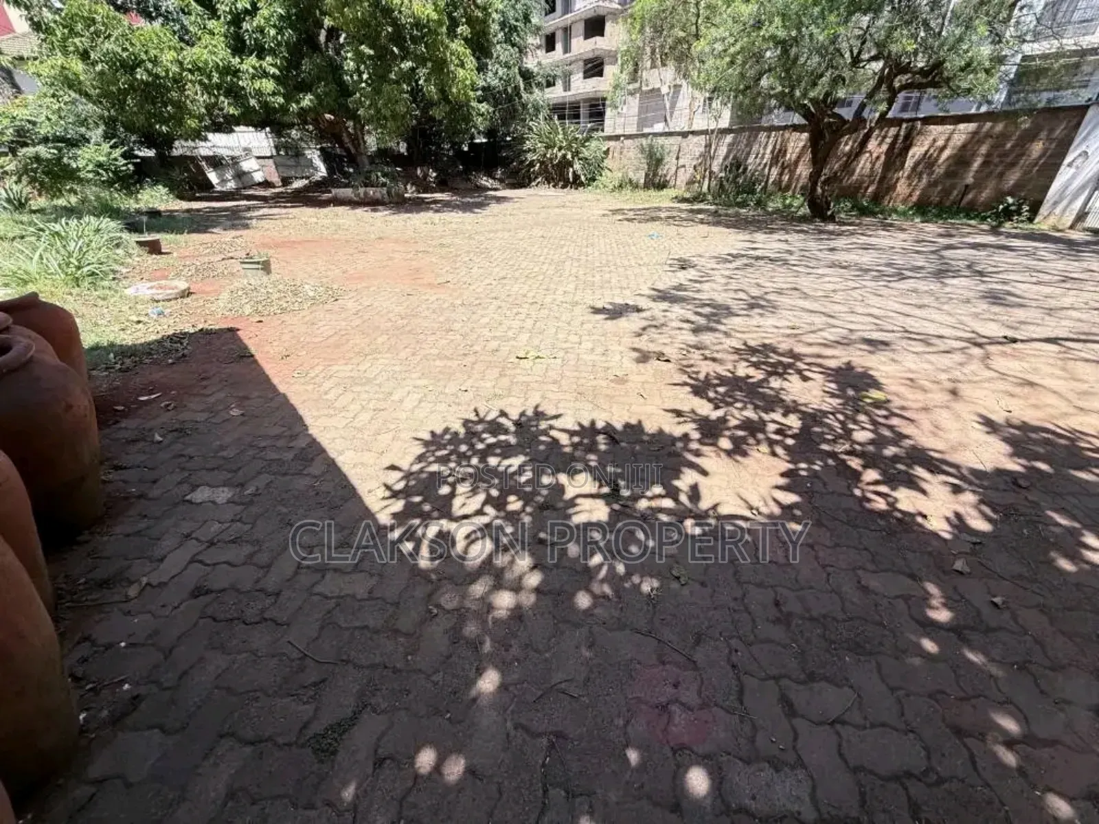 Commercial House for Rent
