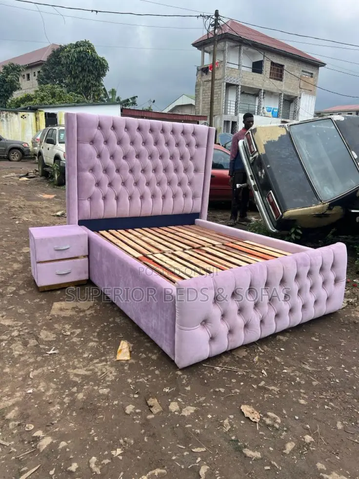 5x6 Chic Pink Tufted Bed