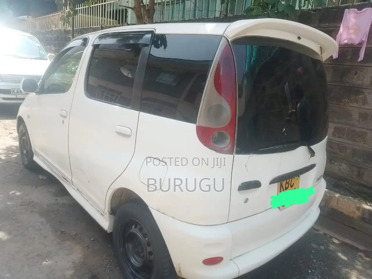 Toyota Fun Cargo 2002 White
