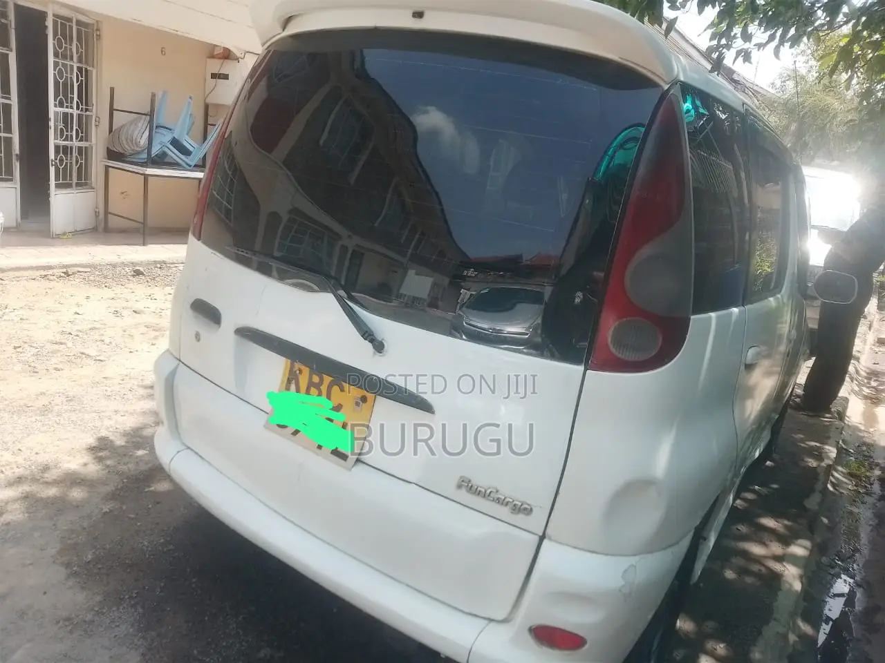 Toyota Fun Cargo 2002 White