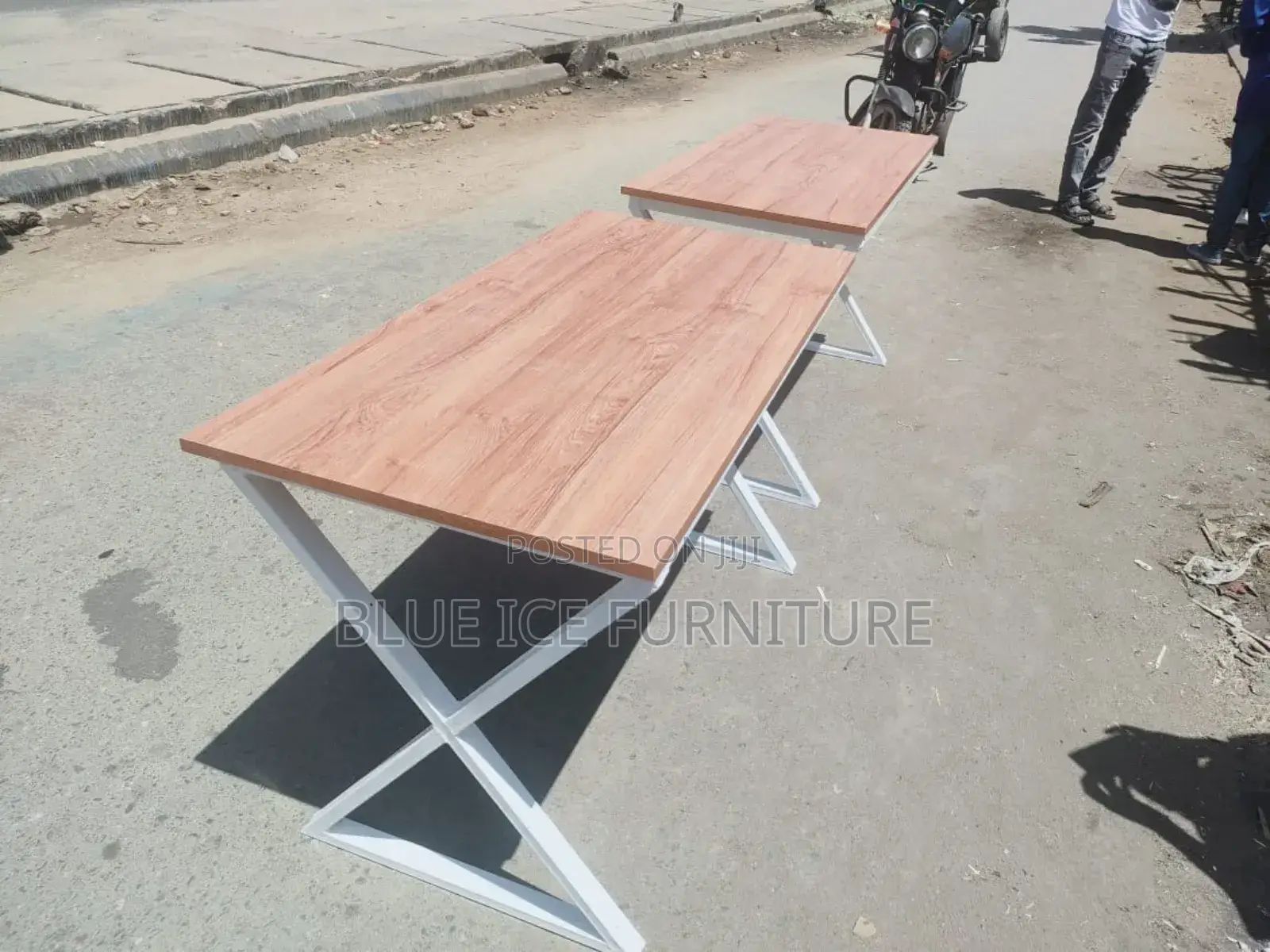 Single Metal Working Tableo